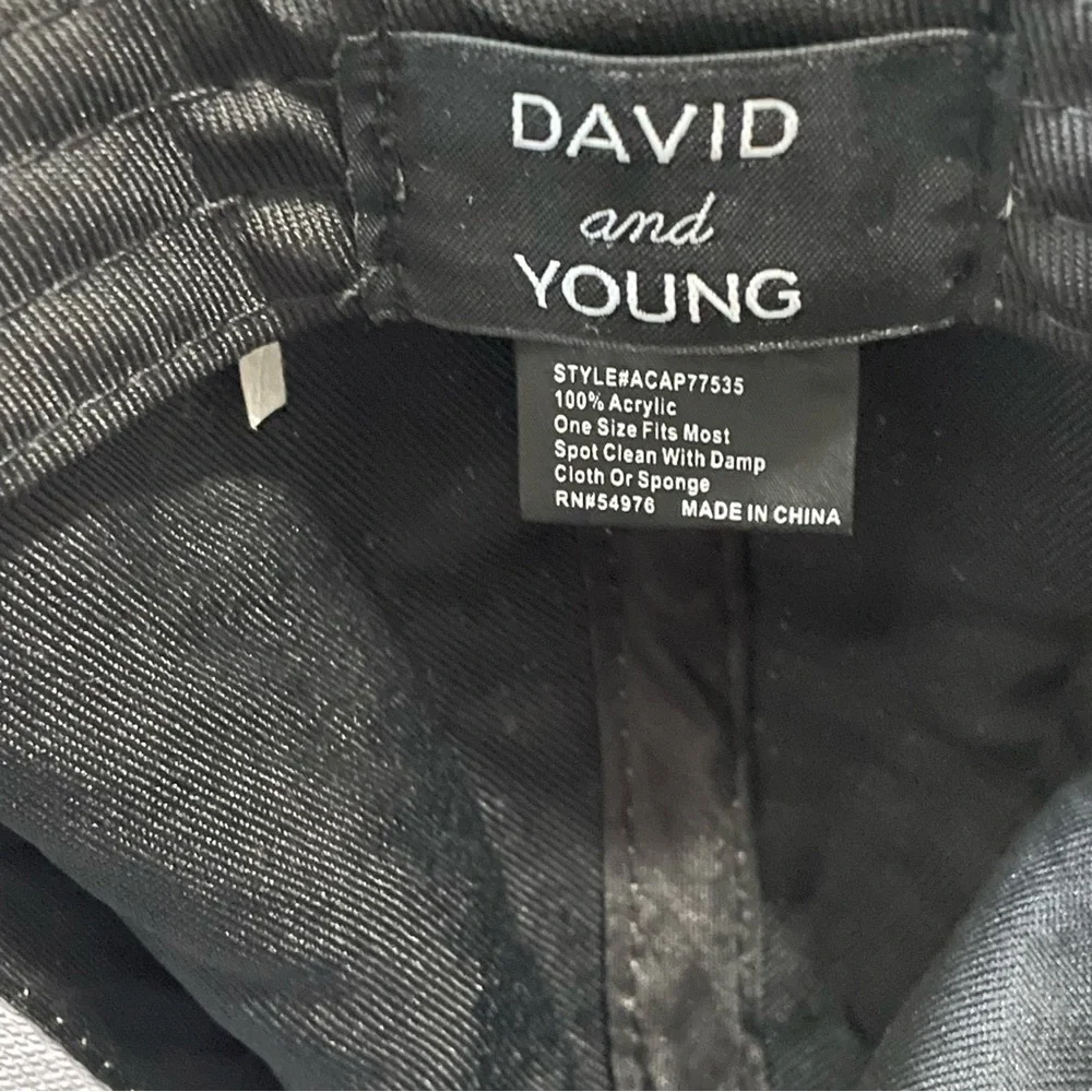 David and Young Tweed Cap - Black, Pink, Cream